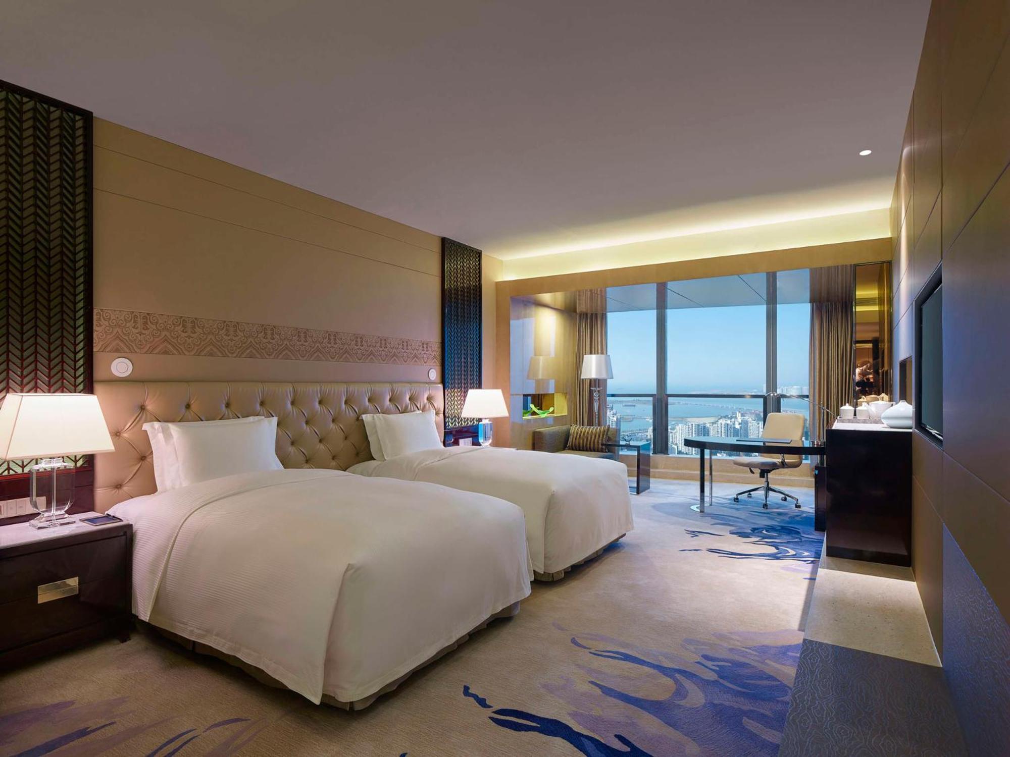 Hilton Haikou Хайкоу Екстериор снимка